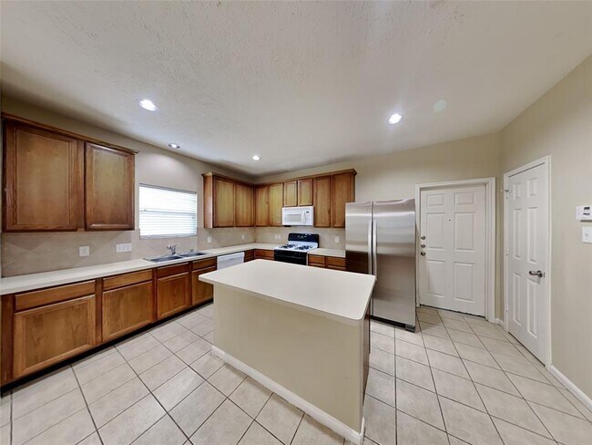 Foto del edificio - 2330 Colonial Springs Ln
