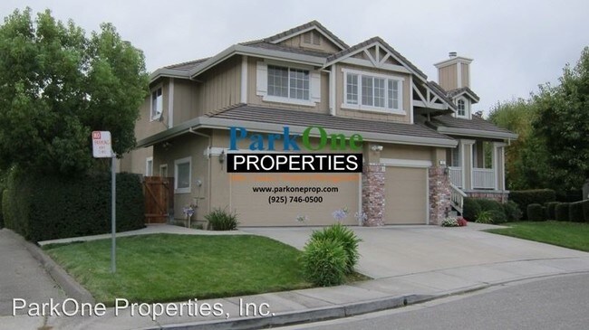 Building Photo - 183 Lasata Ct