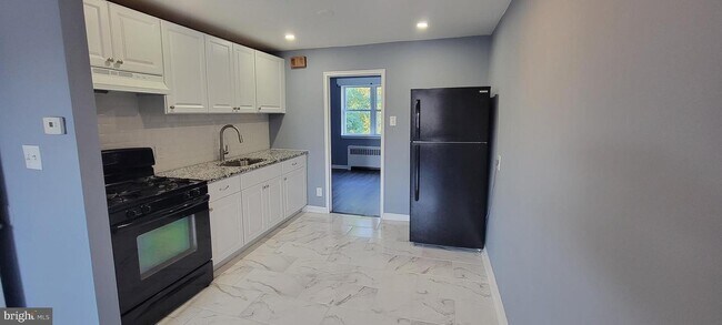 Foto del edificio - 307 E Clarkson Ave