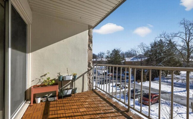 Photo - 419 Drummers Ln Apartment