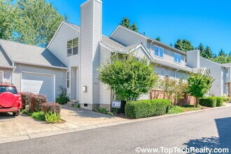 Building Photo - 14705 SW Redbud Way