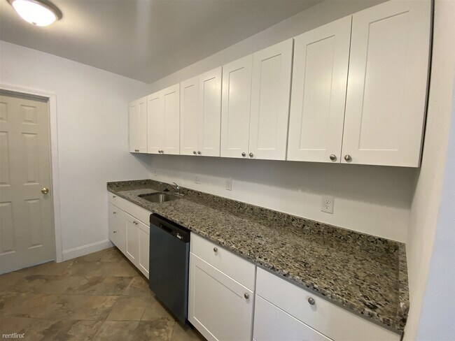 Foto del edificio - 7 br, 4 bath House - 920 Greenwood Ave