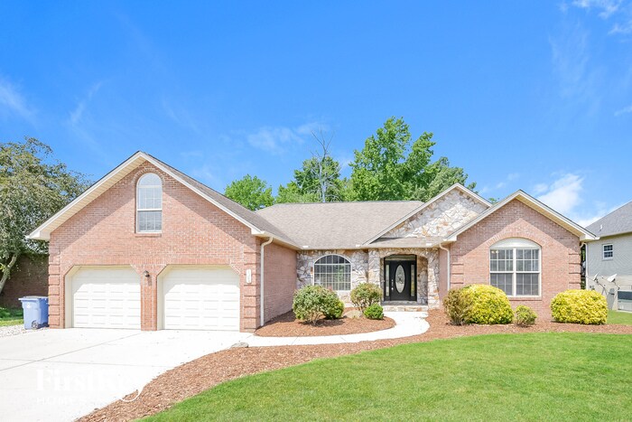 Foto principal - 1108 Dogwood Ln