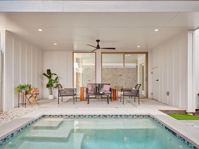 Foto del edificio - 3208 Govalle Ave