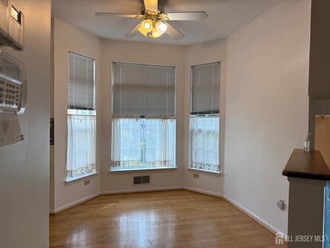 Foto del edificio - 1150 N Broad St