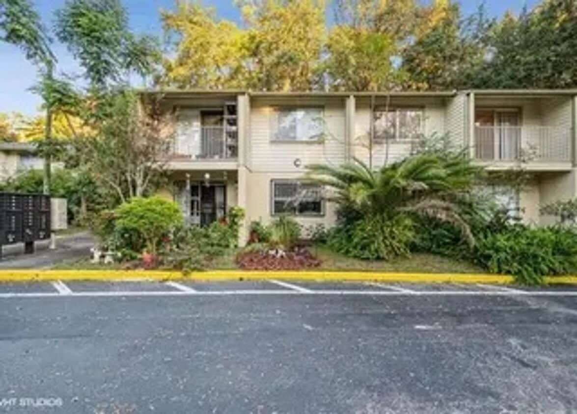 Foto del edificio - 1 Bd 1 Ba Near UF-Tumblin Creek Condominiums