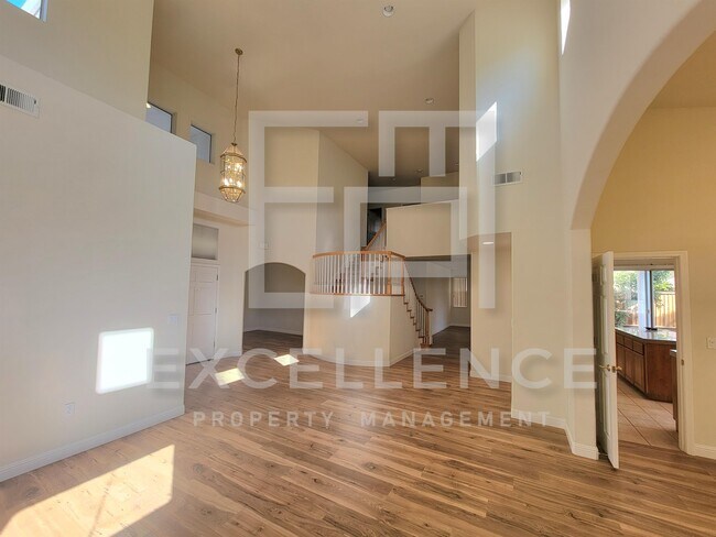 Foto del edificio - 4302 Mackin Woods Ln