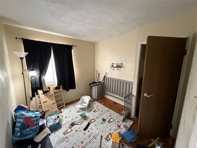 Building Photo - 1415 Wishart Pl