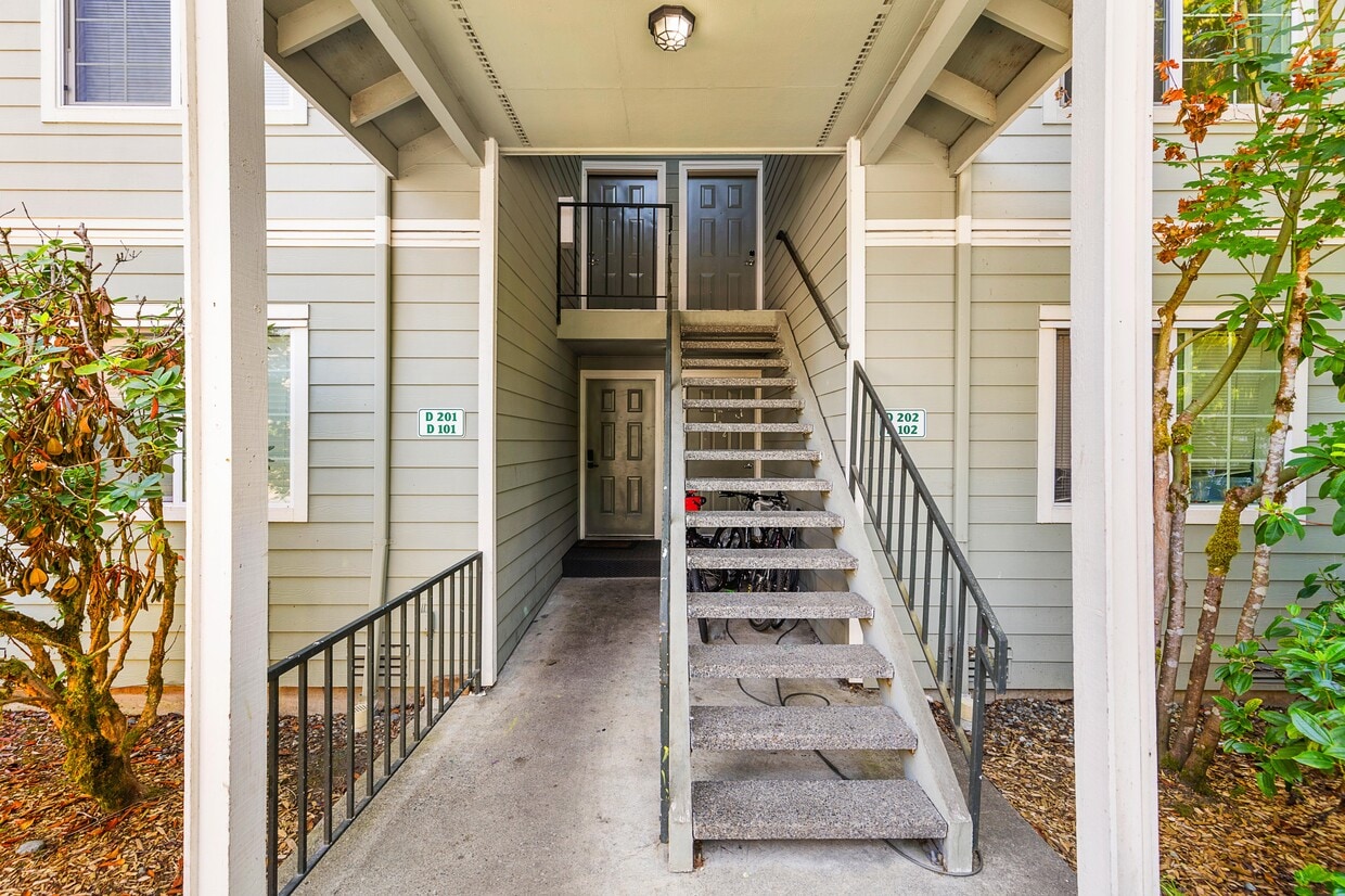 Photo - 755 5th Ave NW (Issaquah, WA)