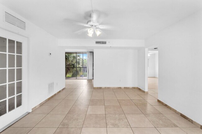 Foto del edificio - 8540 SW 133rd Avenue Rd