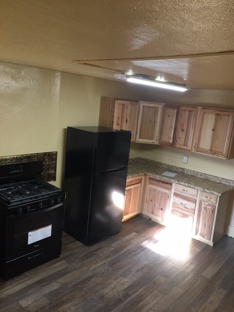 New kitchen - 846 McKinley St