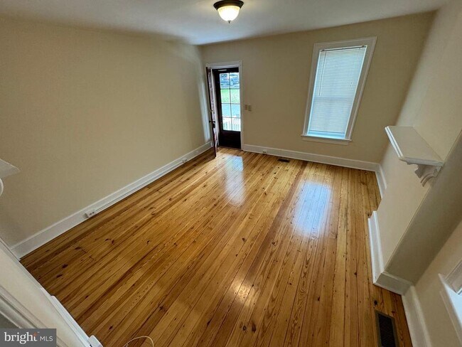 Foto del edificio - 26 N Congress St