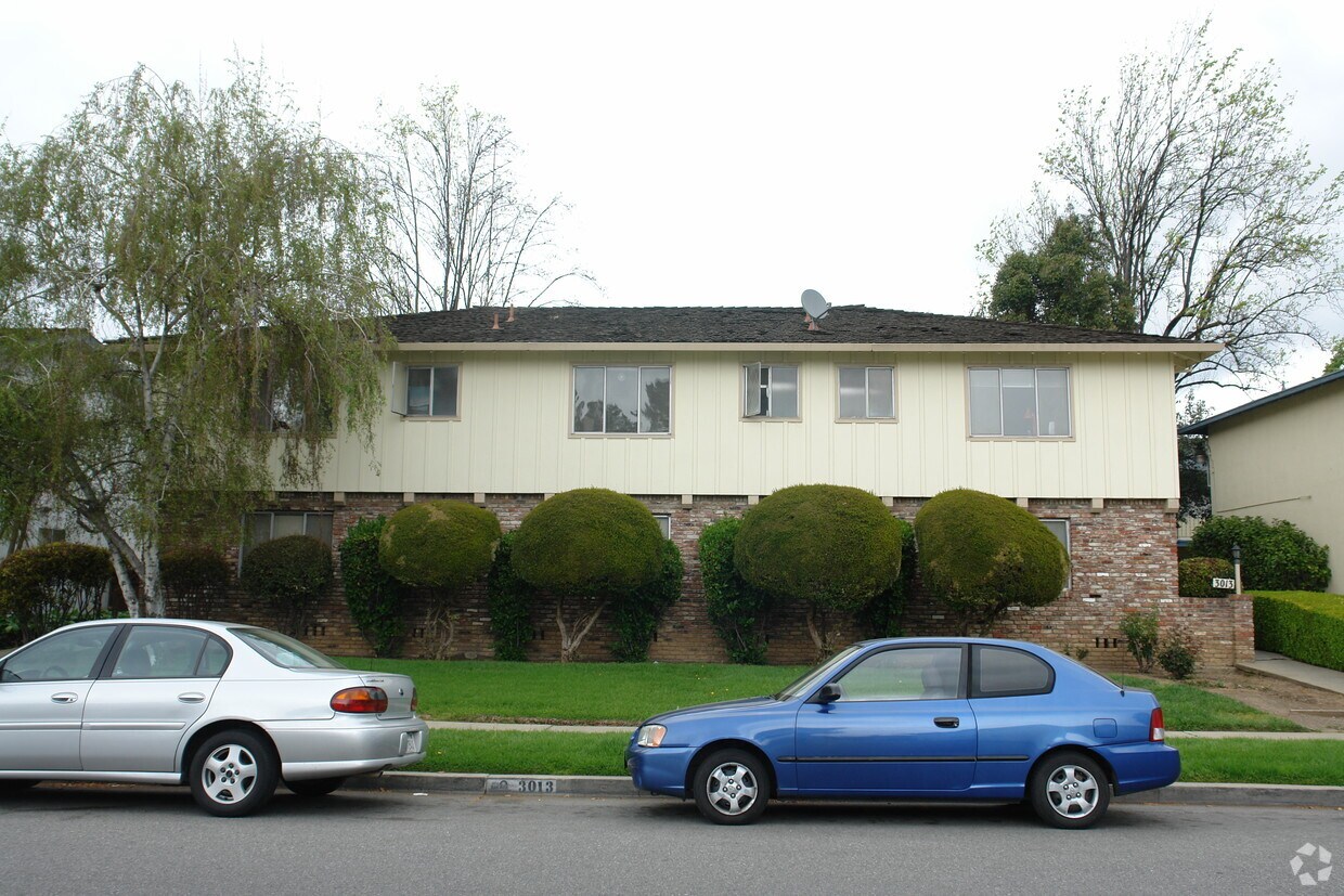 Foto del edificio - 3013 Magliocco Dr