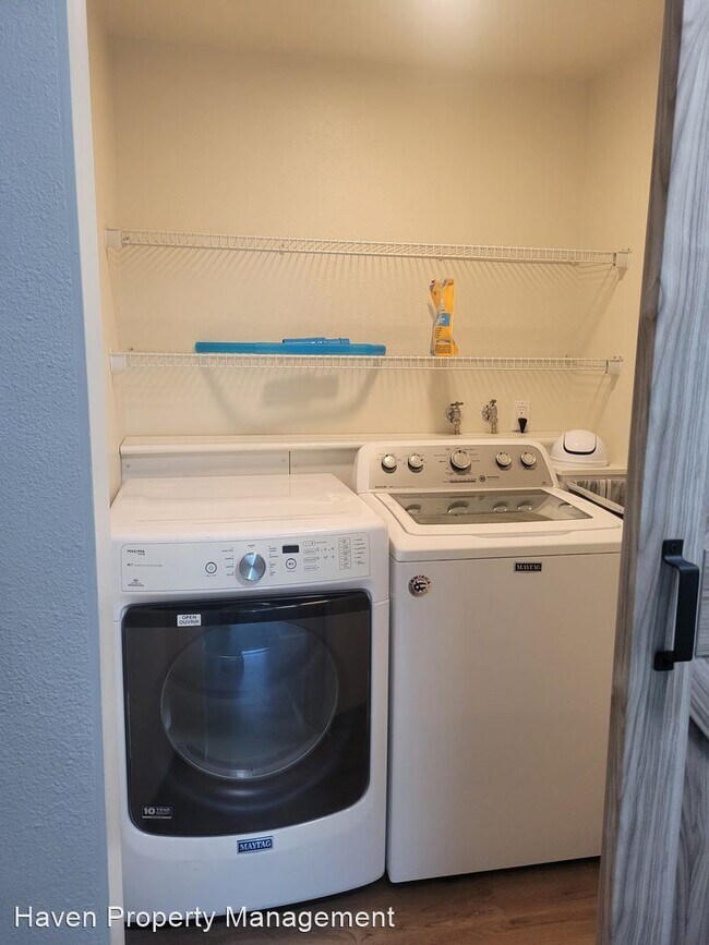Building Photo - 2 br, 2 bath House - 22232 24th Ave S Unit...
