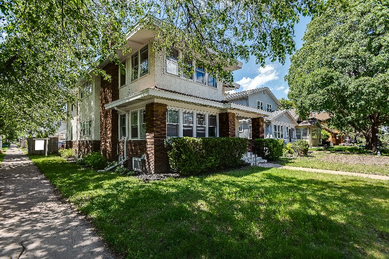 Primary Photo - 4656 Bryant Ave S