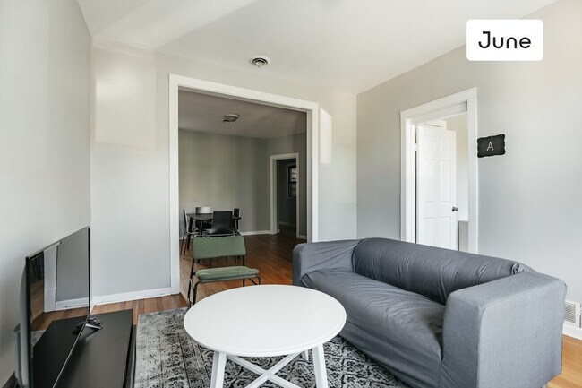 Foto del edificio - 3814 N Clark Street