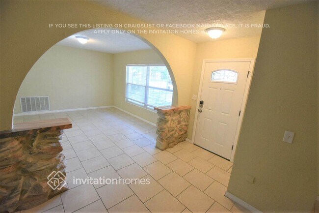 Foto del edificio - 124 Wildwood St