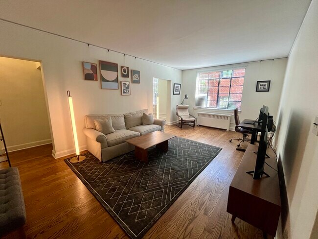 Foto del edificio - 1121 Myrtle Ave