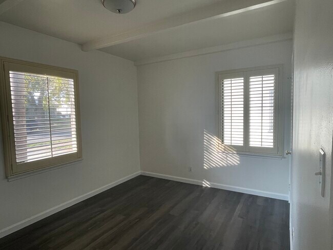 Bedroom - 1414 N Brighton St