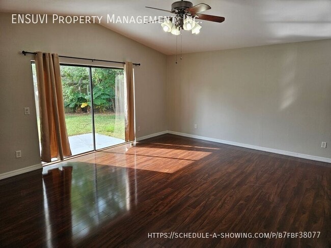 Building Photo - 16009 Marshfield Dr
