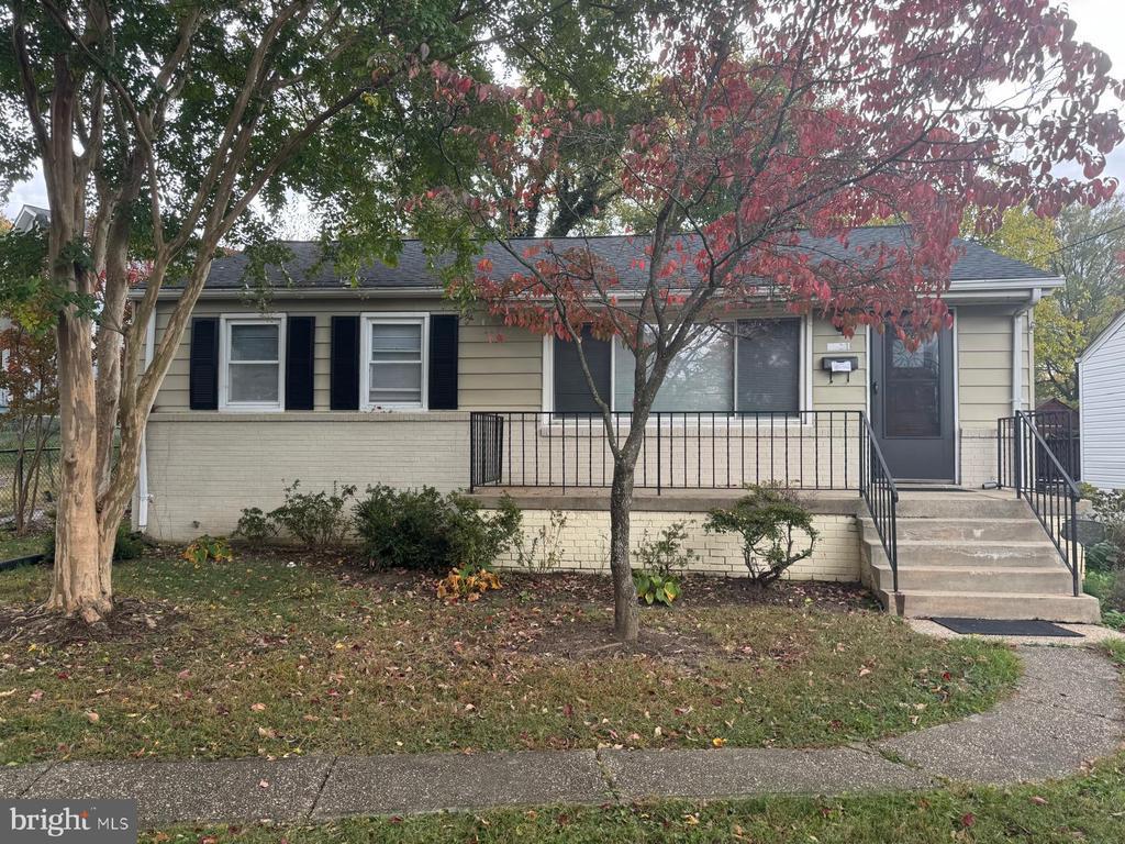 Primary Photo - 6121 Quebec Pl