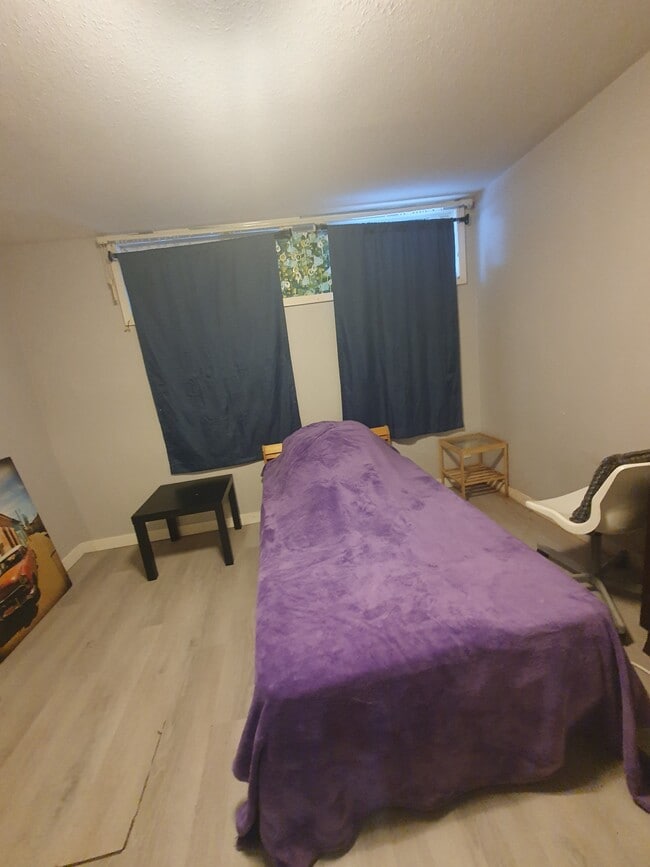 Building Photo - 1790 Hemlock St