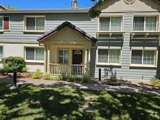 Building Photo - 504 Daniels Ave
