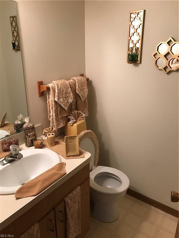 Building Photo - 6505 Snow Rd