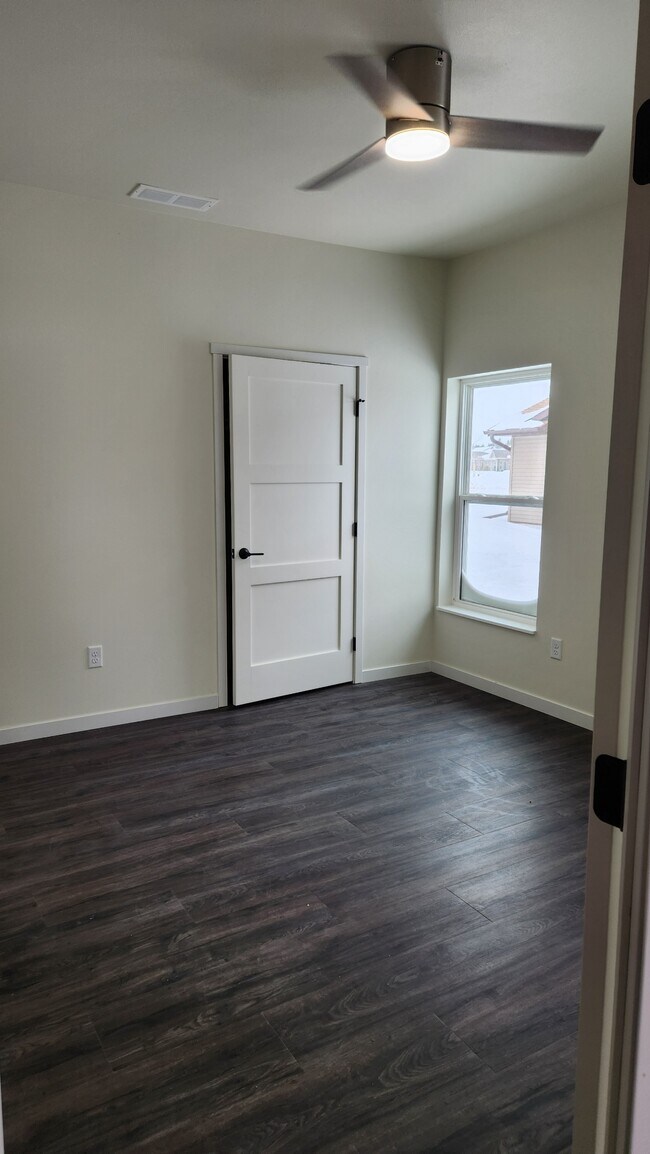 Foto del edificio - 812 7th St SW