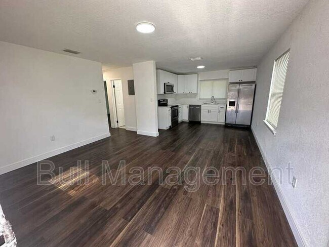 Building Photo - 2122 Mara Ct