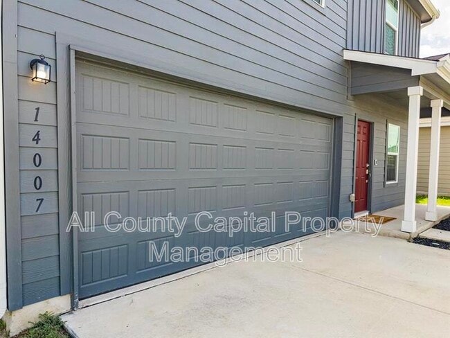Building Photo - 14007 Tordillo Dr
