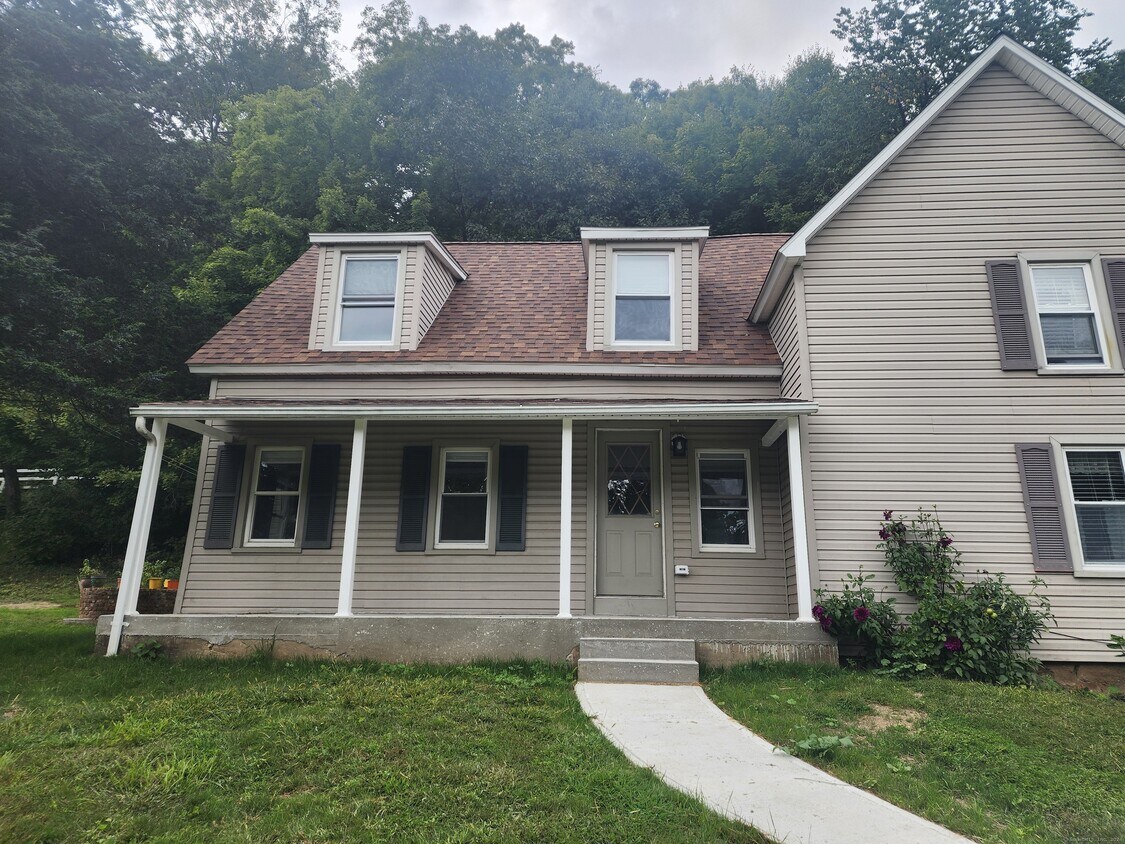 Primary Photo - 70 Spruce Brook Rd