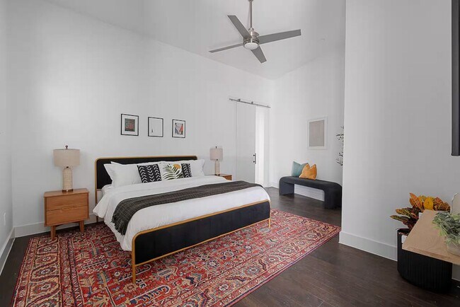 Foto del edificio - Stylish 1-Bedroom Near Downtown Dallas