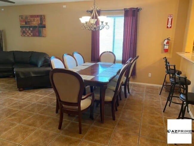 Building Photo - Nice Homes