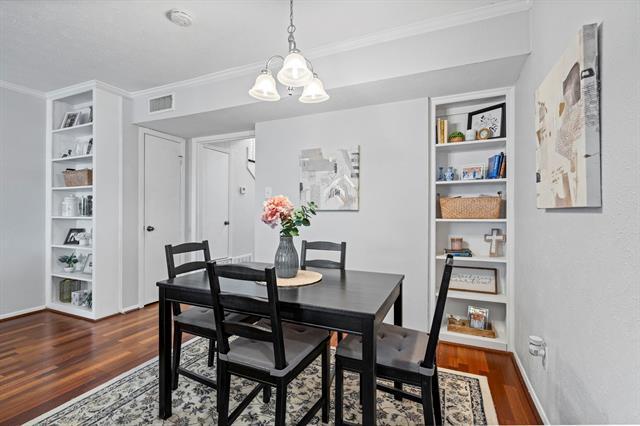 Foto del edificio - 7610 Highmont St