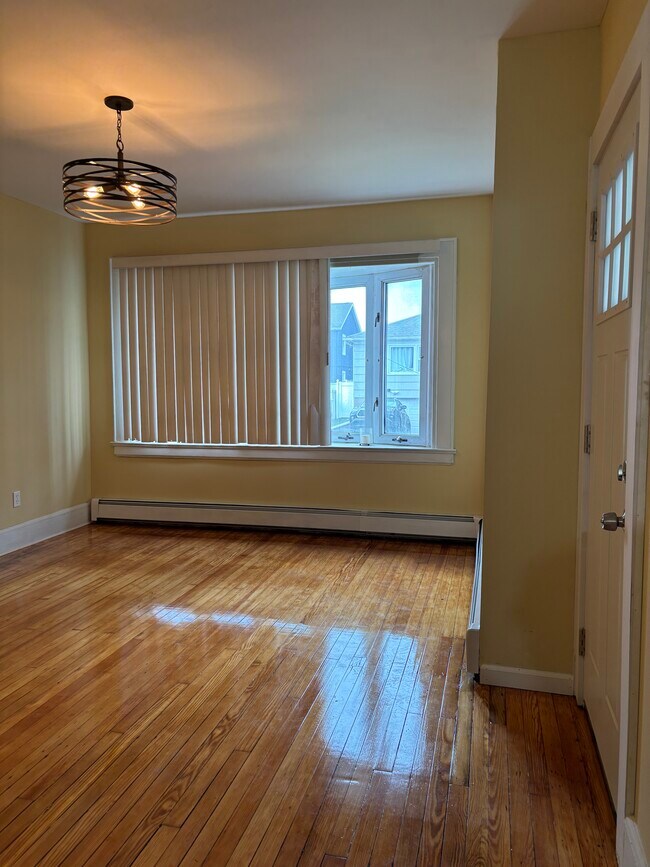 Foto del edificio - 44 Inman Pl