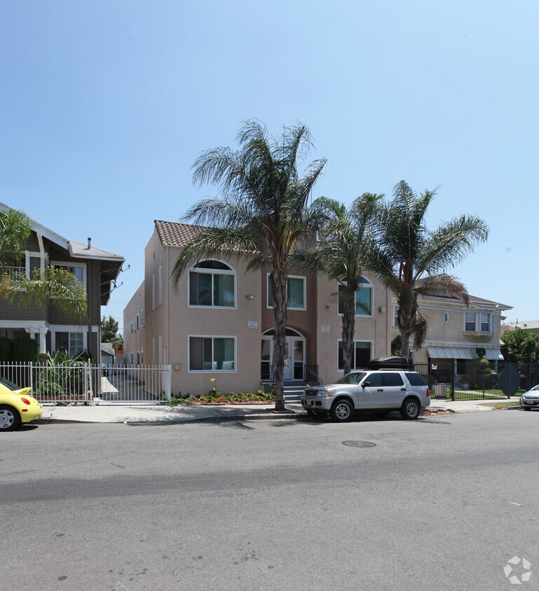 Building Photo - 964 S Fedora St