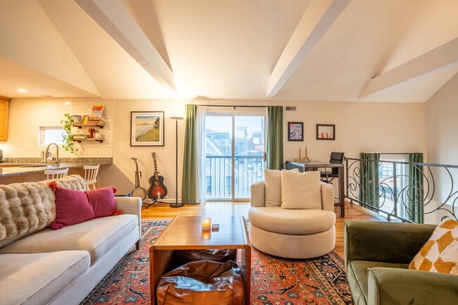 Foto del edificio - 1111 N Honore St