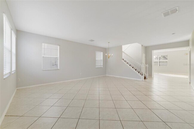 Building Photo - 2725 Portchester Ct