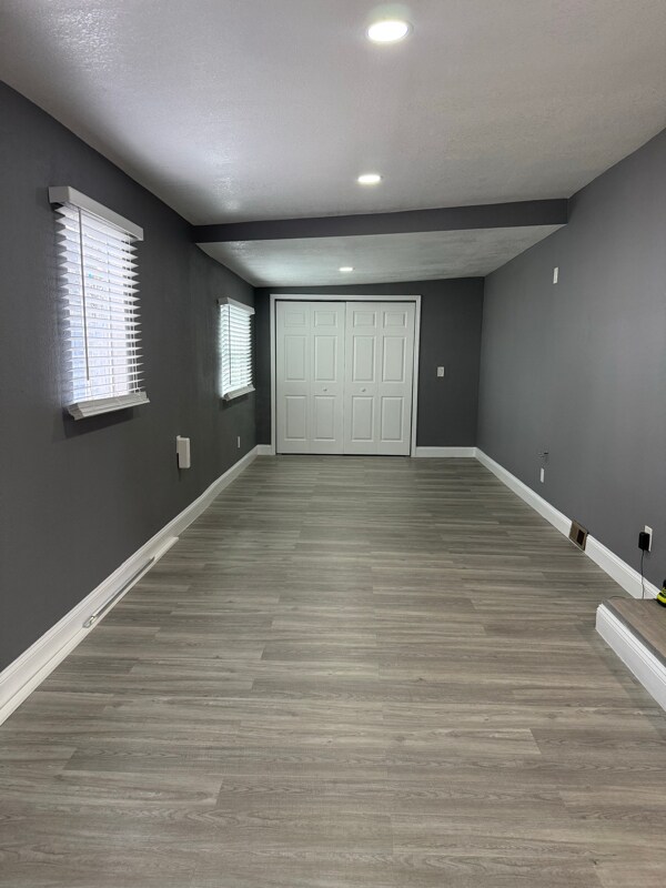 Foto del edificio - 8811 Poe Dr