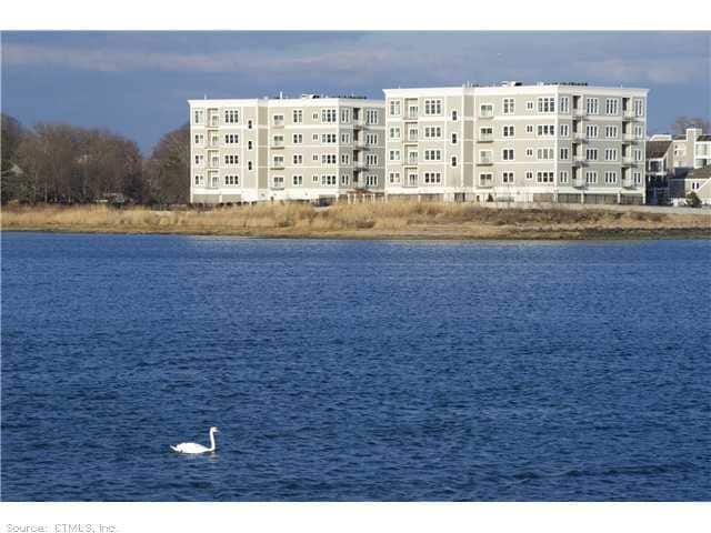 Building Photo - 150 Harbour Close