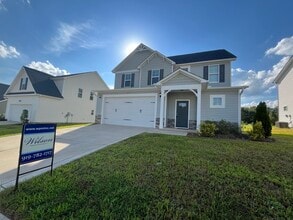 Building Photo - 59 Greenview St