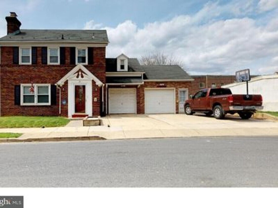Foto principal - 28 N St Cloud St