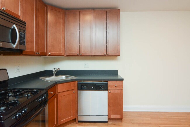 Foto del edificio - 2836 N Albany Ave