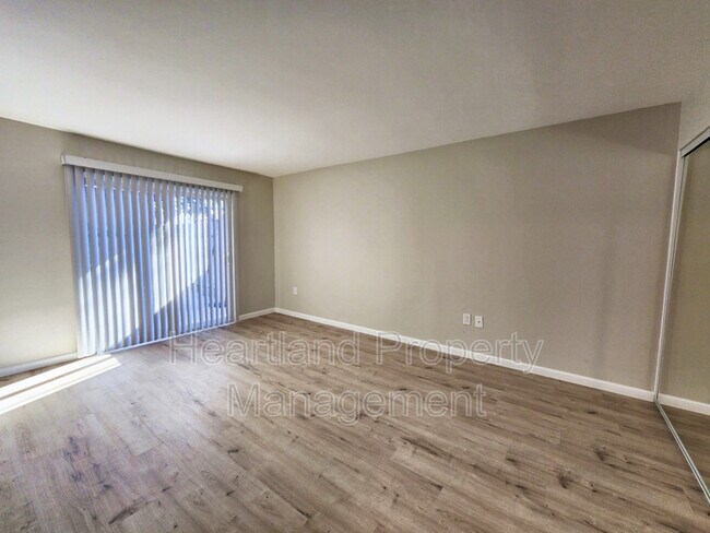 Building Photo - 2616 Alpine Blvd