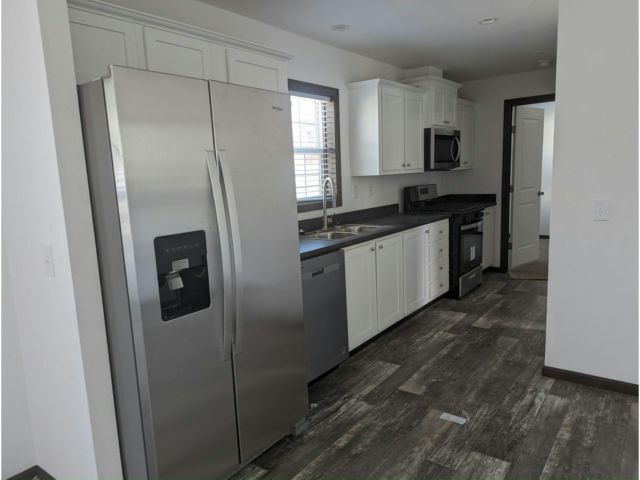 Foto del edificio - 210 Spruce Ln