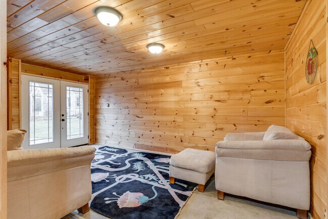 Foto del edificio - 3520 Southwood Dr