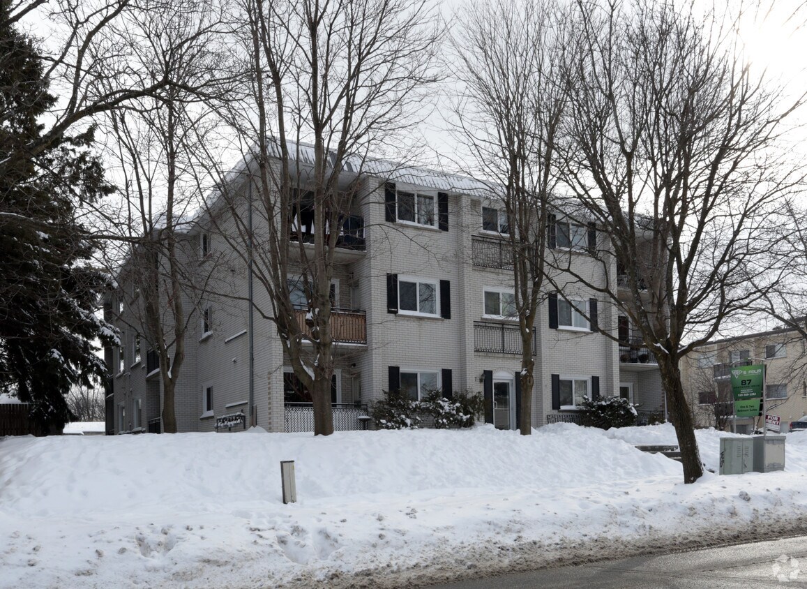 Photo principale - 87 Westwood Dr