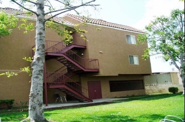 Building Photo - Carol Drive Apartment Complex