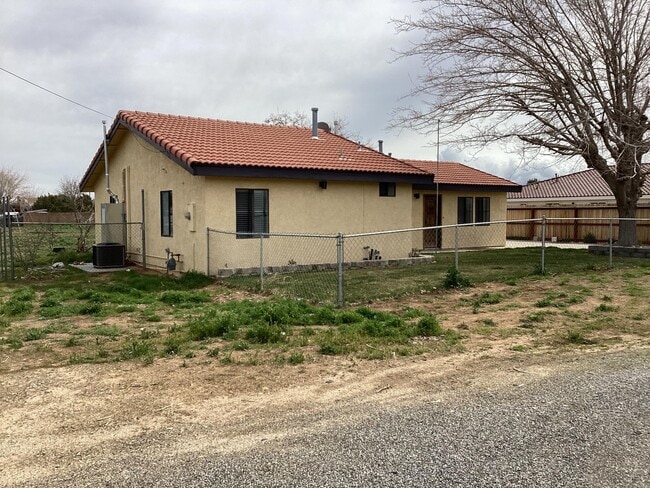 Building Photo - 43324 45th St W